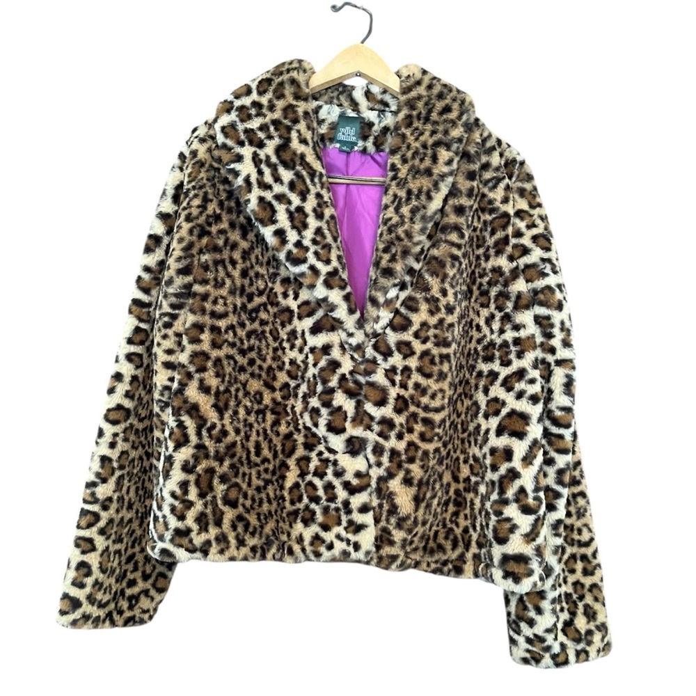 Wild Fable Womans Jacket Faux Fur Leopard Print Size Large Hot Pink lining